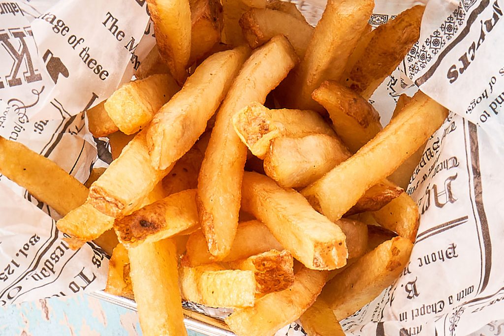 Kuorellinen maalaisranskanperuna-annos